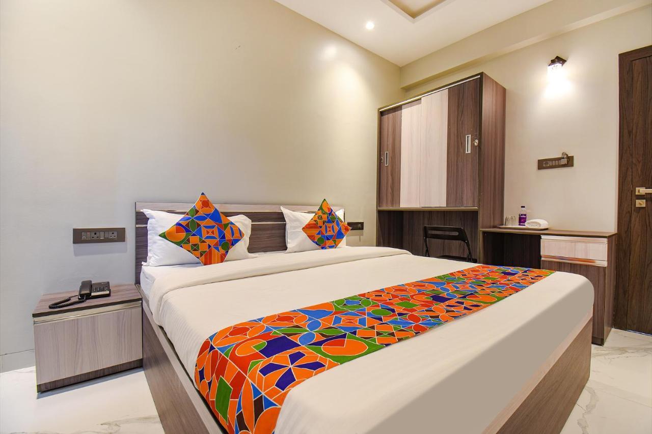 Fabhotel Gaurav Galaxy Pune Exterior photo